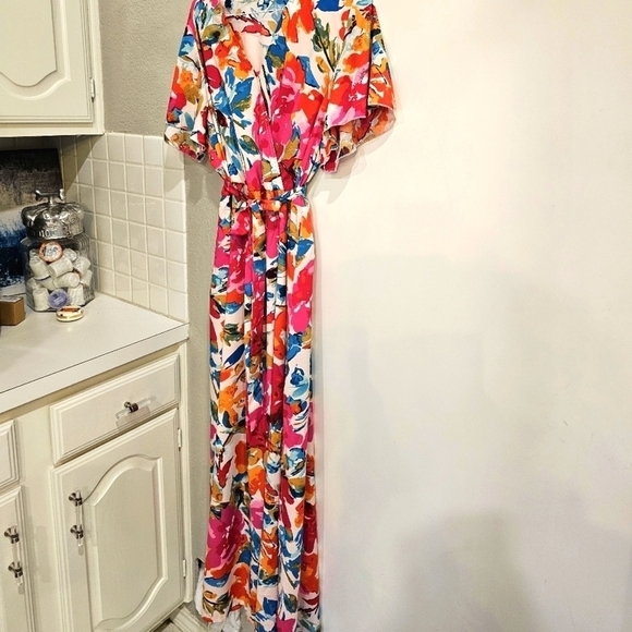 New CCTOO Colorful V Neck Short Sleeve Flowy Maxi Dress w Side Slit & Belt XL - Picture 3 of 14